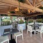 مكان تخييم Mobil Avec Terrasse A - 5 Pers, 2 - Api-1-52-1573